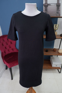 Платье "Бюстье" лаконичное 40 размер