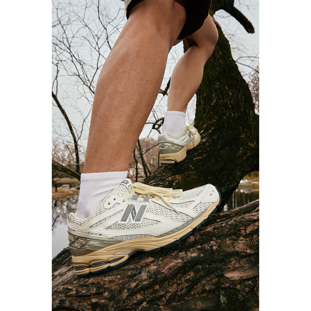 Кроссовки New Balance Nb 1906R "Urbancore"