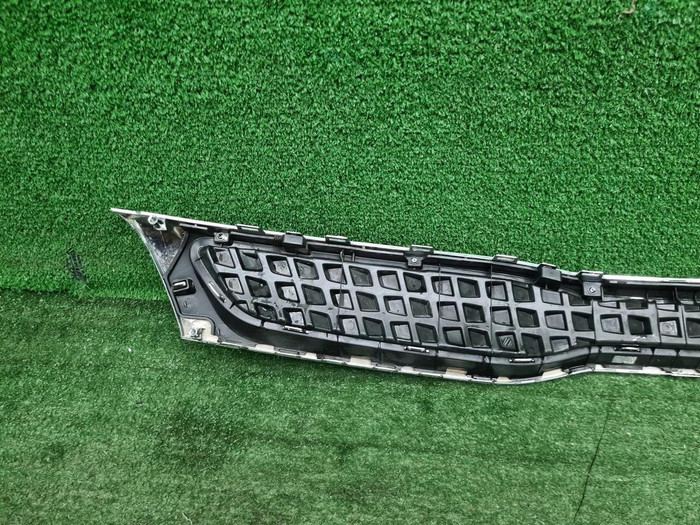 Решетка радиатора KIA Rio 4 X-Line (2017-2020)