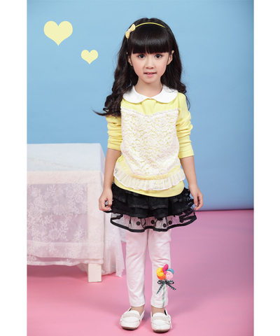 Леггинсы однотонные с аппликацией в форме цветка