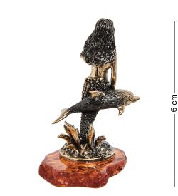 Народные промыслы AM-1390 Фигурка «Русалка с дельфином» (латунь, янтарь)