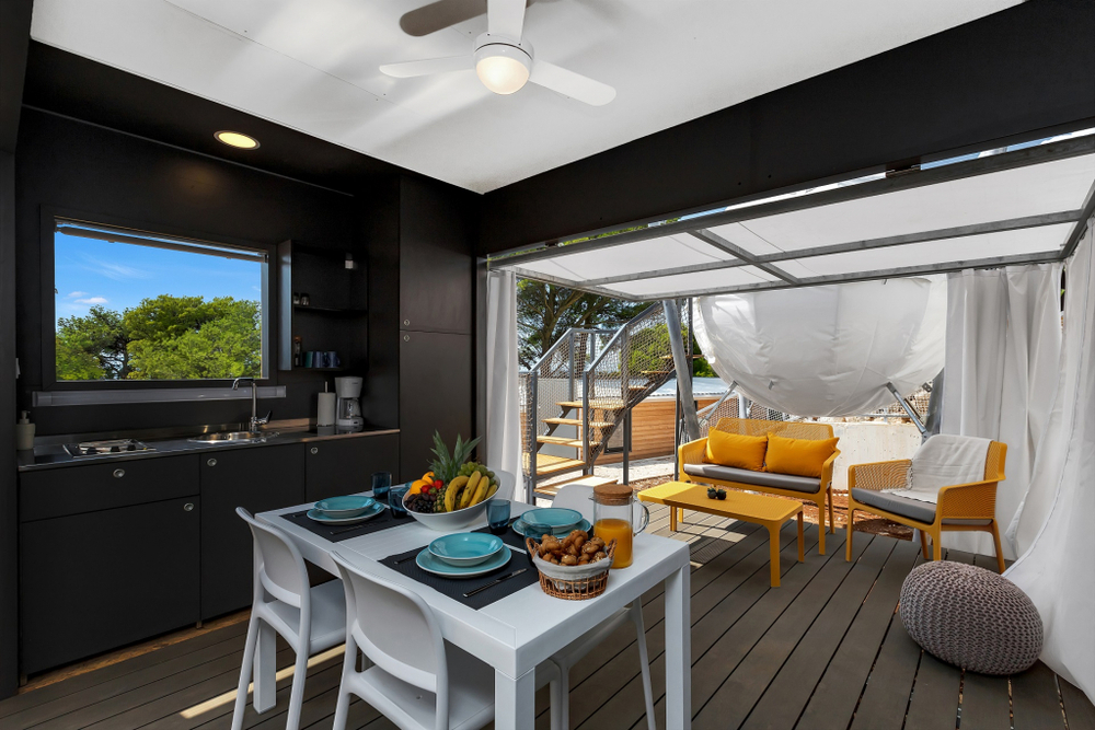 Диван пластиковый, Net Bench, горчичный