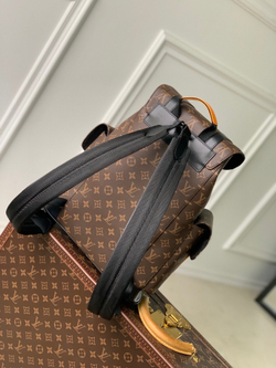 Louis Vuitton Christopher PM