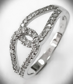 Ювелирное кольцо Эстерелла