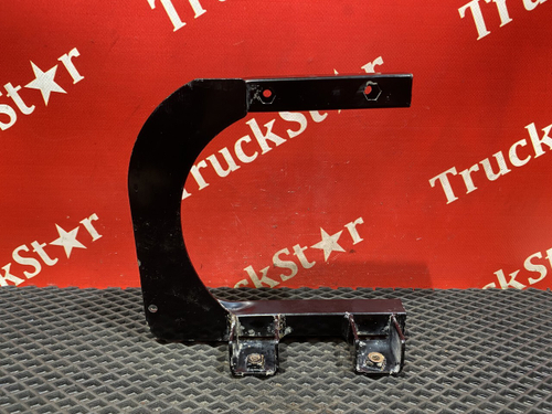 Кронштейн крыла передний левый 2019г