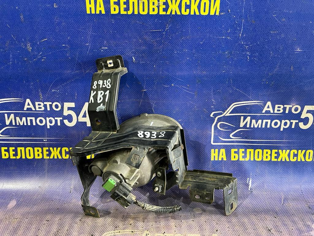 Туманка левая Honda LEGEND 2004-2008