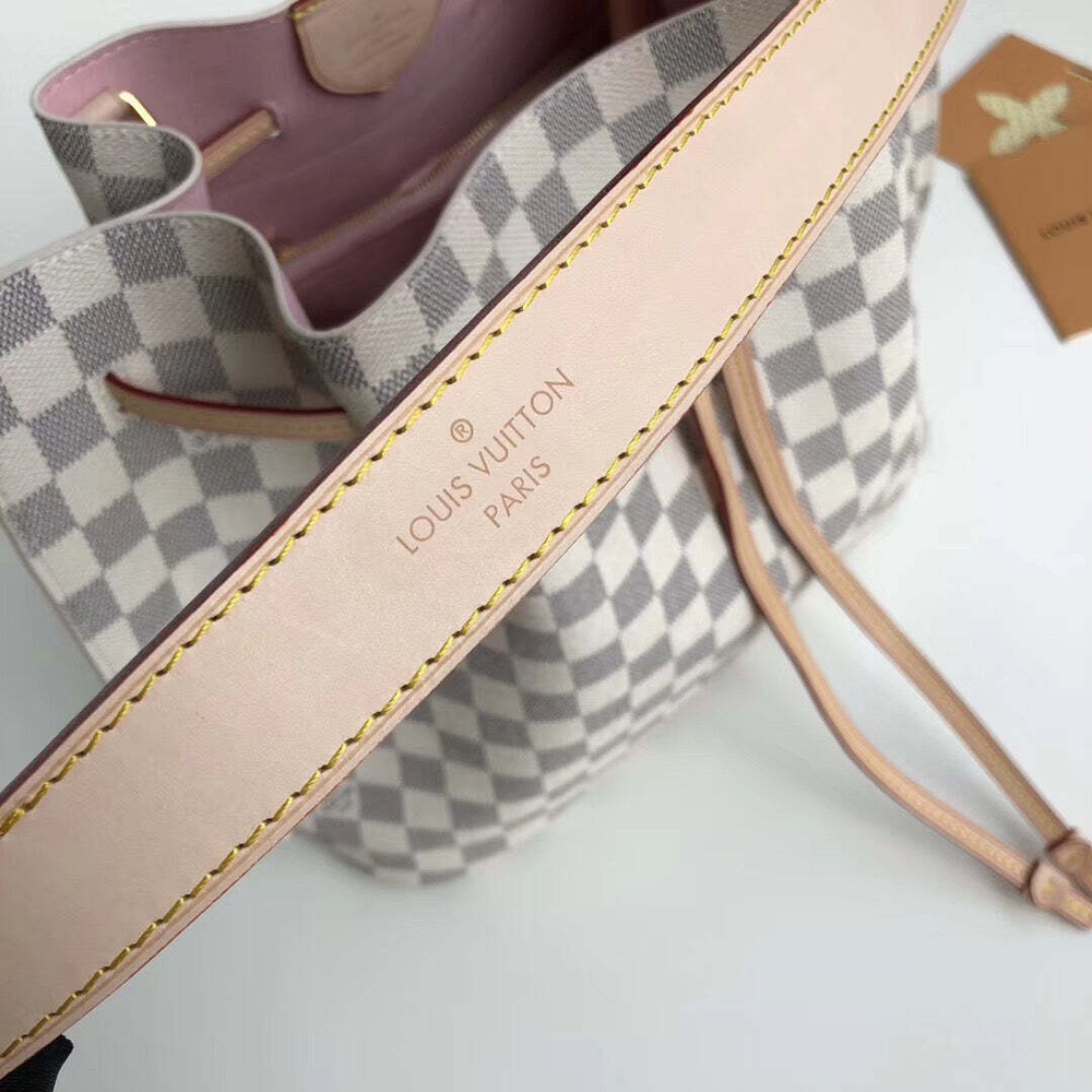 Louis Vuitton Girolata