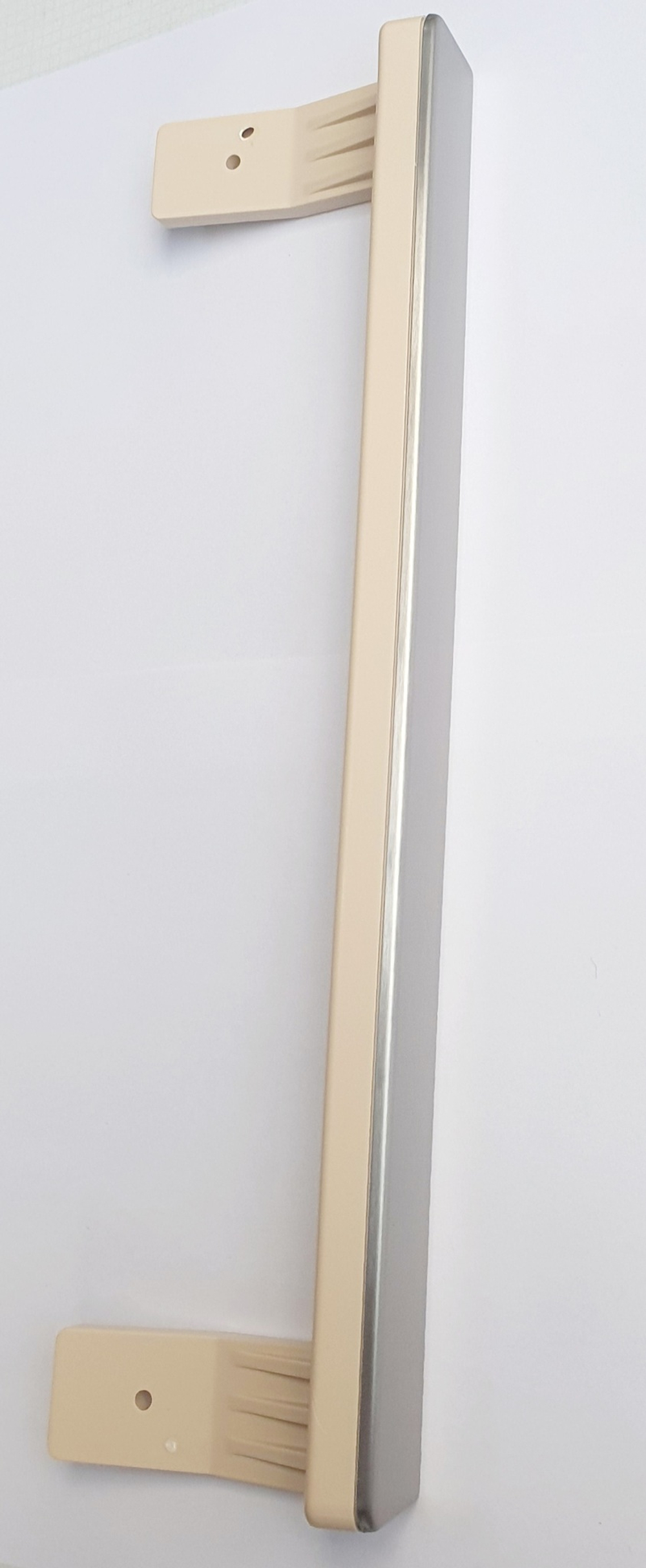 5907610900 Ручка для дверки холодильника БЕКО