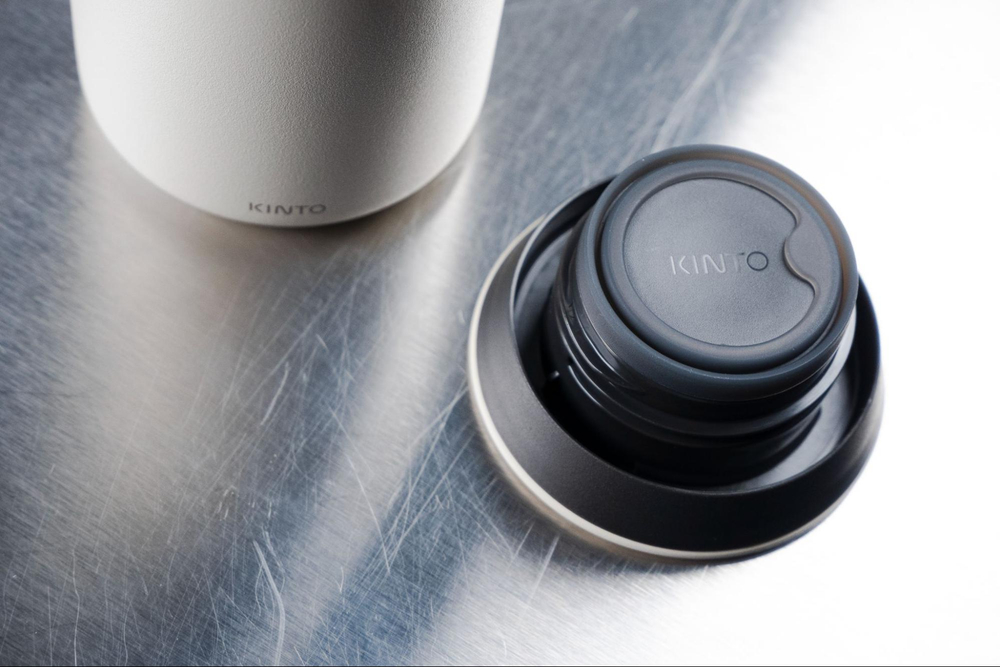 Термокружка Kinto белая