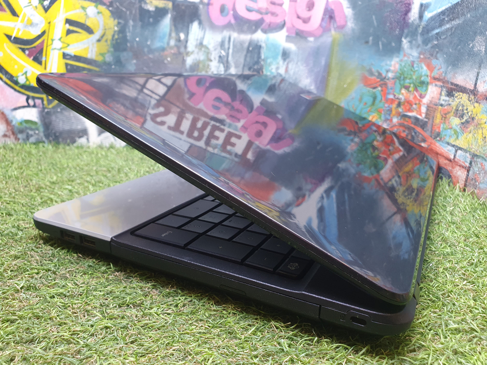 Ноутбук Packard Bell Pentium/4Gb/710M 1Gb
