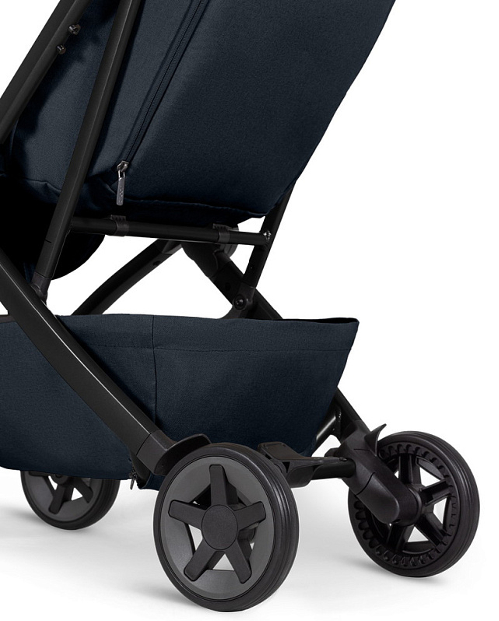Коляска 2 в 1 Joolz Aer 2 с бампером Dark Navy Blue/Black Carbon