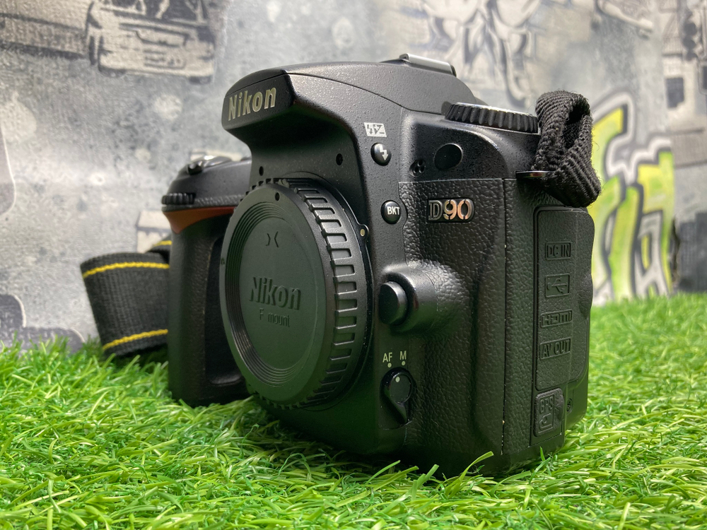 Nikon D90 35.000 кадров