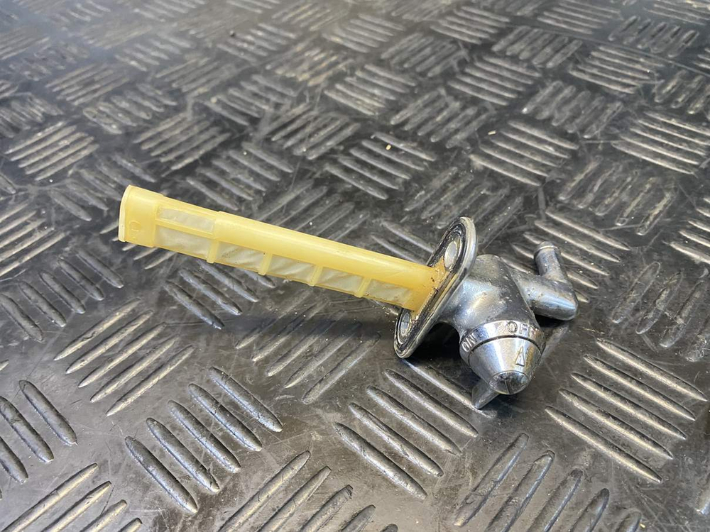 Бензокран Suzuki Intruder VS750 VR51A