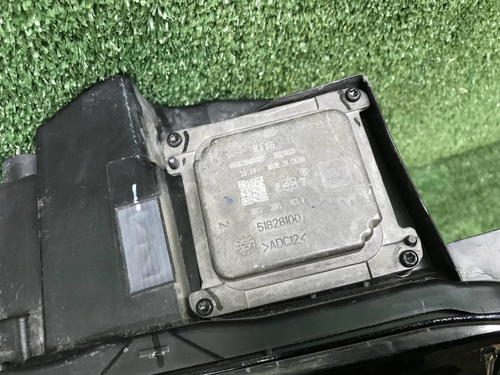 Фара правая Hongqi E-HS9 (2020-н.в.) LED