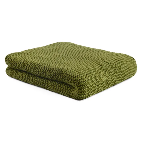 Плед из хлопка жемчужной вязки оливкового цвета Essential, 130х180 см