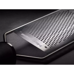 Microplane - Мелкая терка для гурманов / артикул   45004  / GTIN 098399450049