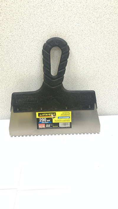 Шпатель STAYER фасадный нерж.зубч.200мм.