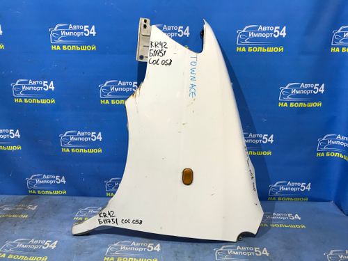 Крыло переднее левое TOYOTA LITEACE NOAH 1996-2007