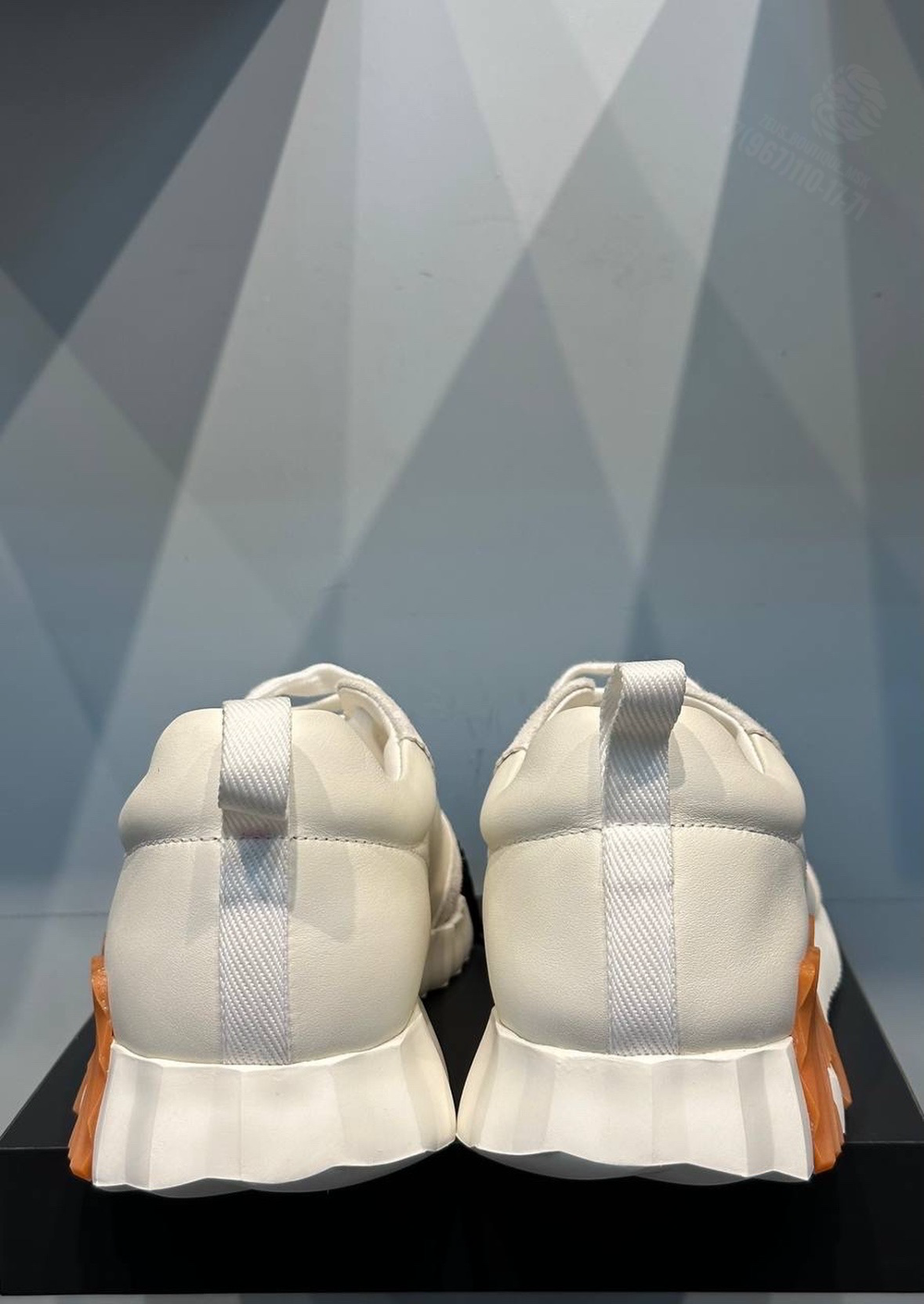 Кроссовки Hermes