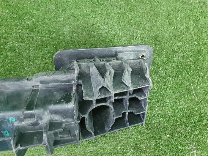 Усилитель задний Genesis GV80 (2020-н.в.)