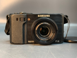 Samsung EX1