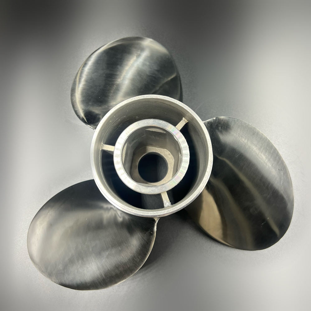 Гребной винт Mercury 135-300 (3x15-1/2x17) (Сталь)