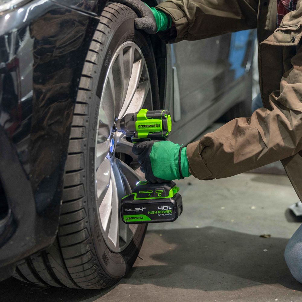 Гайковерт ударный акк. Greenworks IW5500, 24V, б/щет, 1/2'', 500Нм, 3 режима, 1х4Ач,ЗУ,кор (3805007CUB)