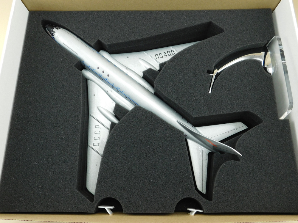 Модель самолета Ту-104А (М1:100, Аэрофлот СССР-Л5400)