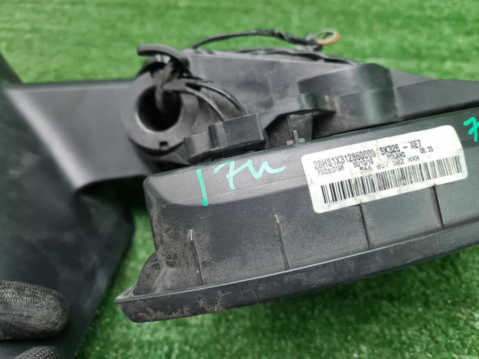 Зеркало правое Skoda Kodiaq (2016-н.в.) 17 конт