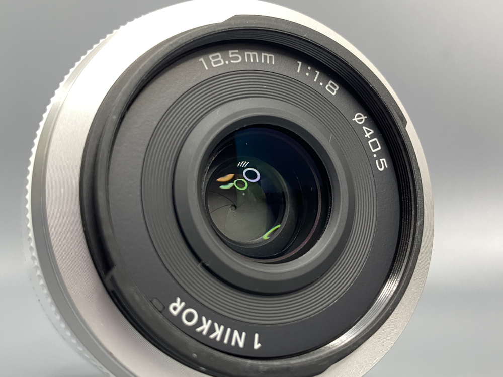 Nikon 18.5mm 1.8 Nikkor 1