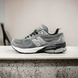 New Balance 990 • Black Gray