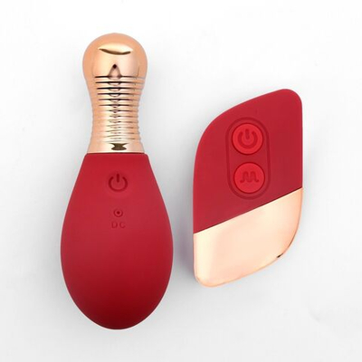 Бордовый клиторальный вибромассажер с пультом ДУ (Цвет: бордовый)