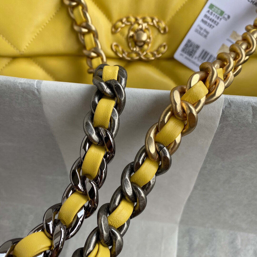 Chanel 19 Large 30 cm