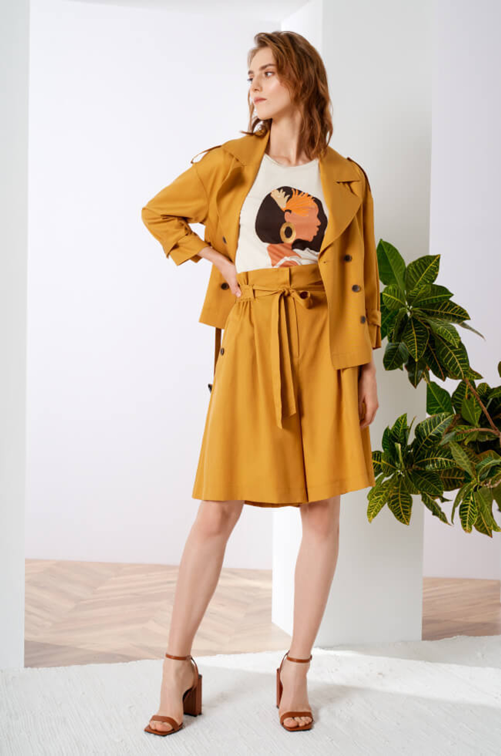 3811 Шорты женские (горчичный)