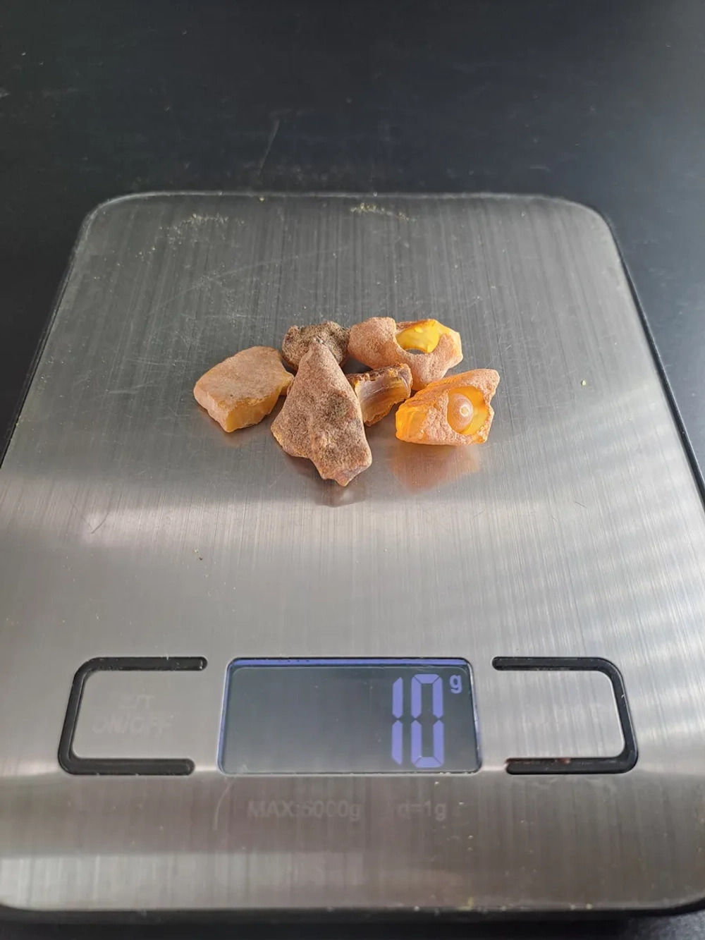 Балтийский янтарь коллекционный 10 гр