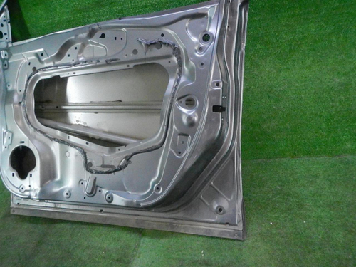 Дверь передняя правая Honda CR-V 3 (2006-2012)