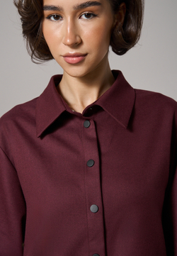 Рубашка-жакет укороченная бордовая