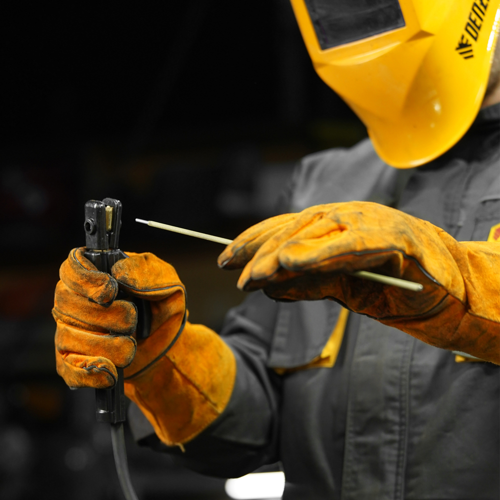 Электроды DER-46 Goldline, диам. 3 мм, 2,5 кг, рутил-целлюлозное покрытие Denzel