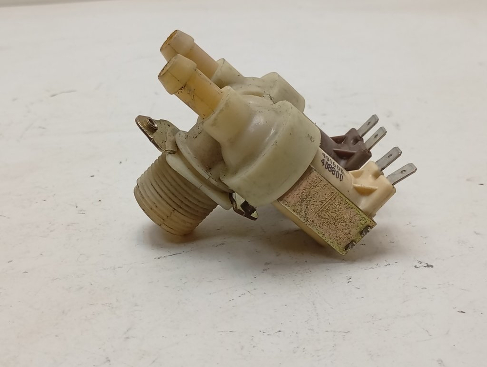 WDN2067WF кт37 Клапан подачи воды для стиральной машины Indesit 401600 б/у