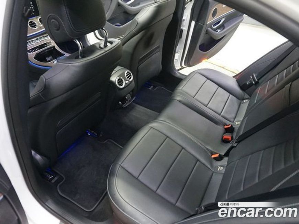 Mercedes-Benz E-Class W213 E250 Exclusive (11.2022)