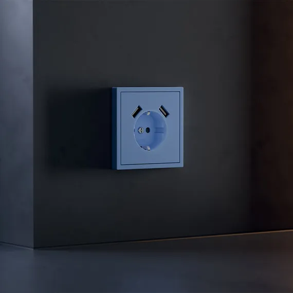 Накладка для розетки с заземлением и защитными шторками, с USB A+A, S70 (деним) vls000915