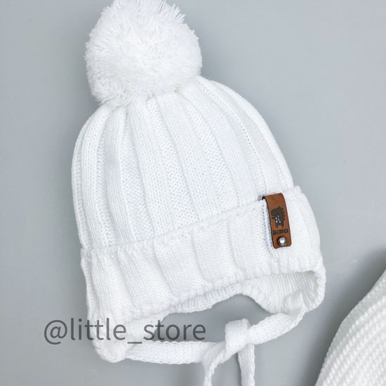 Шапка демисезонная, со снудом "Дино" белая