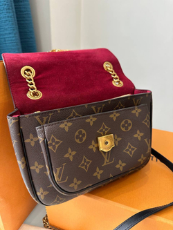 Сумка Louis Vuitton Passy