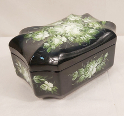 Шкатулка "Цветы на черном" с жостовской росписью
