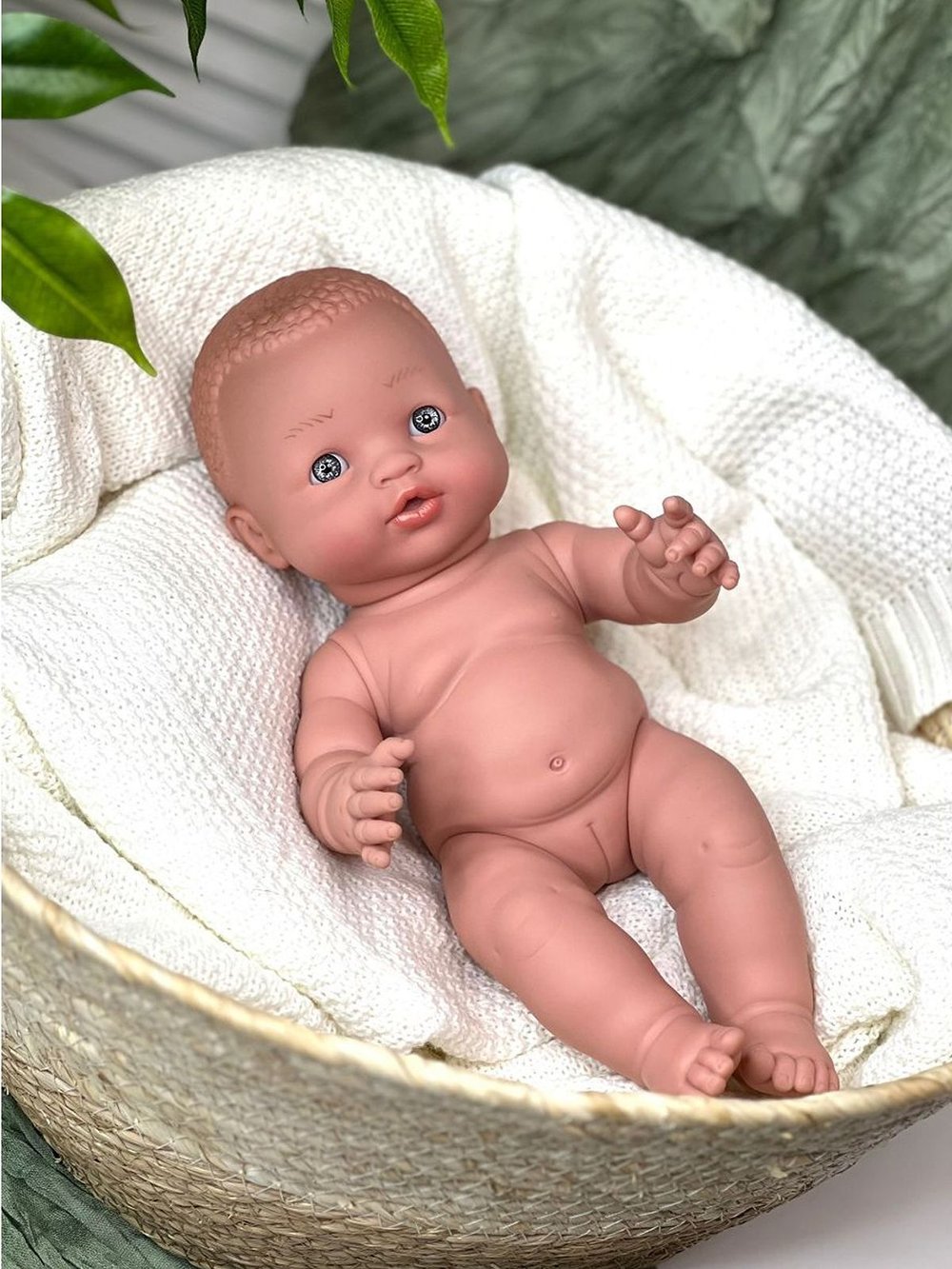 Кукла Manolo Dolls виниловый Mia 33см.(11016)