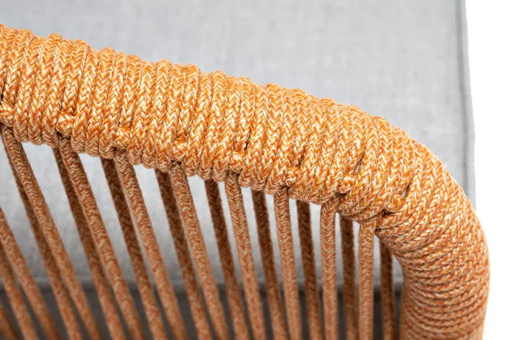 "Канны" кресло плетеное из роупа, каркас алюминий светло-серый (RAL7035) муар, роуп оранжевый меланж круглый, ткань светло-серая