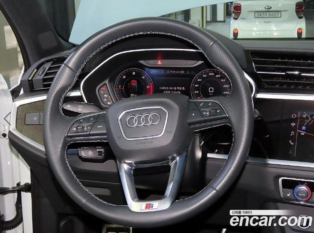 Audi Q3 (F3) 35 TDI Premium Sportback (09.2022)