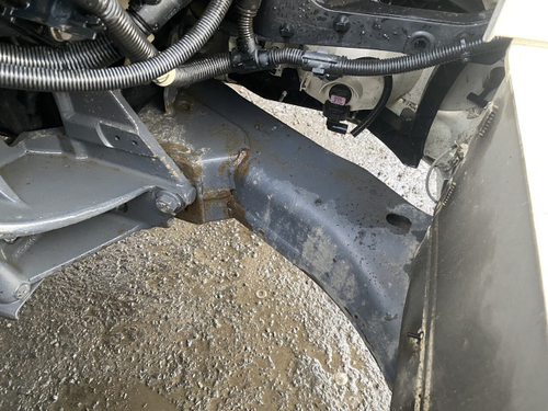 Усилитель переднего бампера 2021г