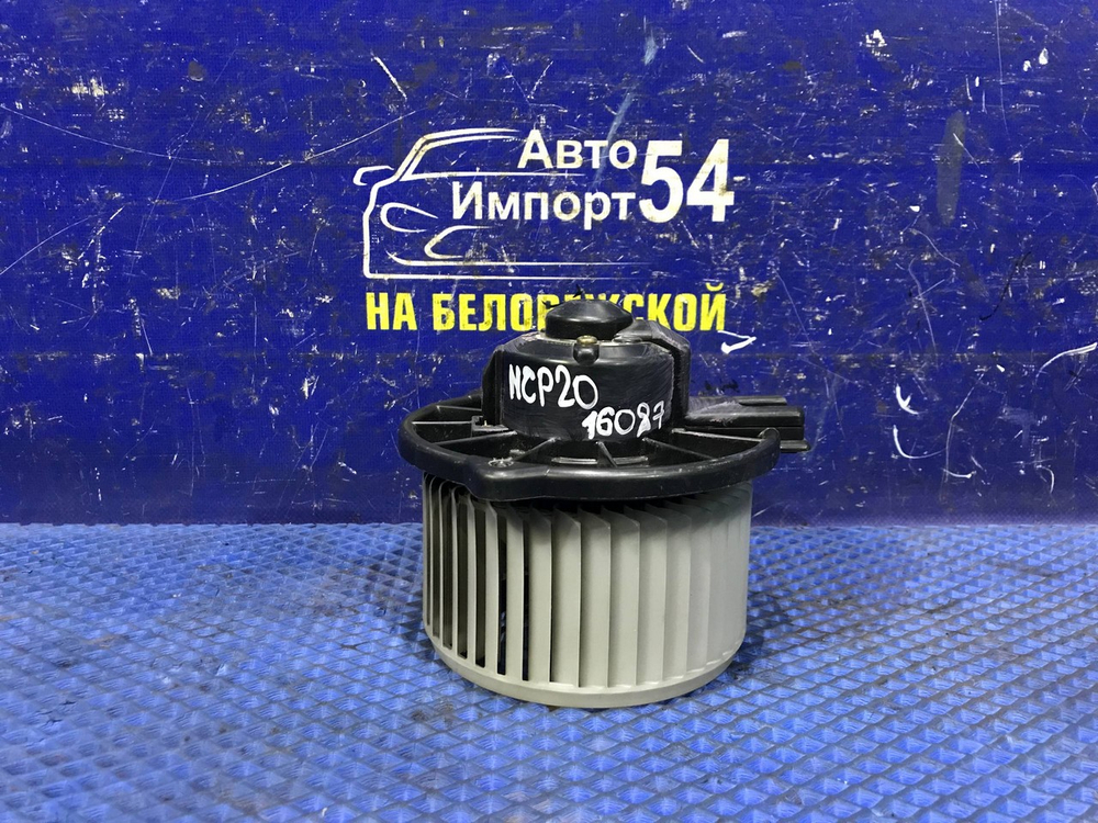 Моторчик печки TOYOTA FUNCARGO 1999-2005