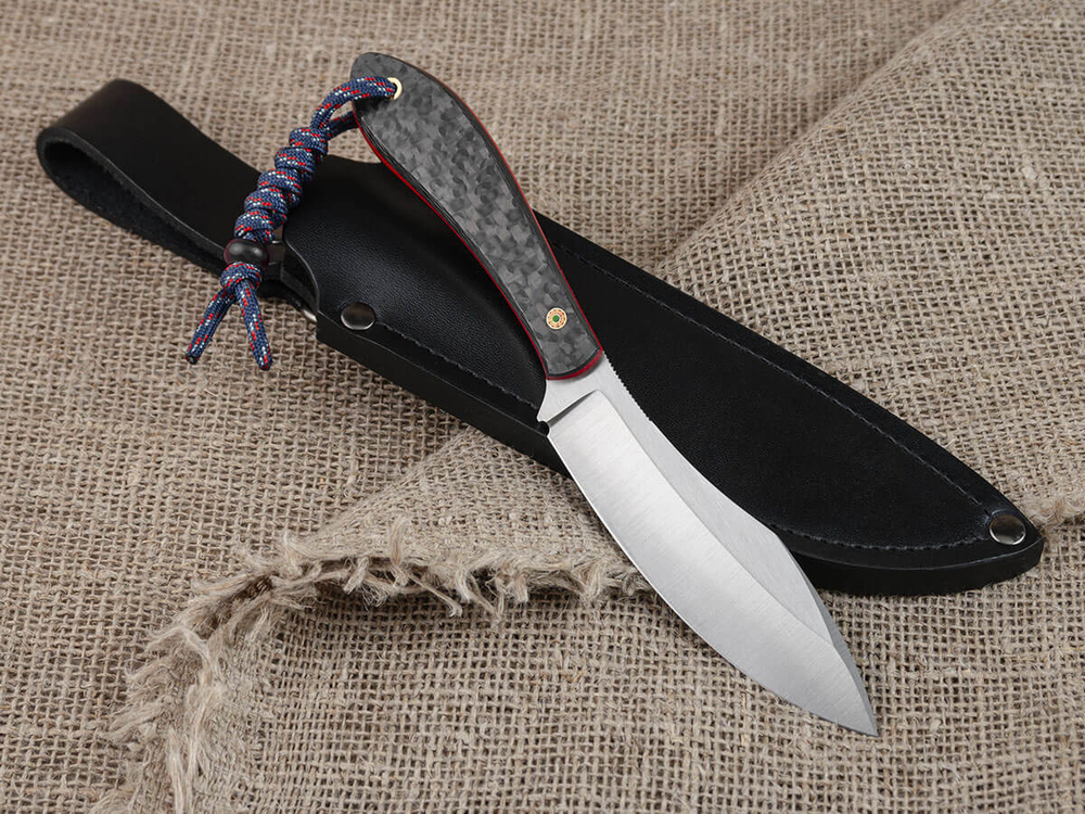 Нож для бушкрафта "Канадец", сталь VG-10/Elmax, рукоять карбон (красный спейсер)